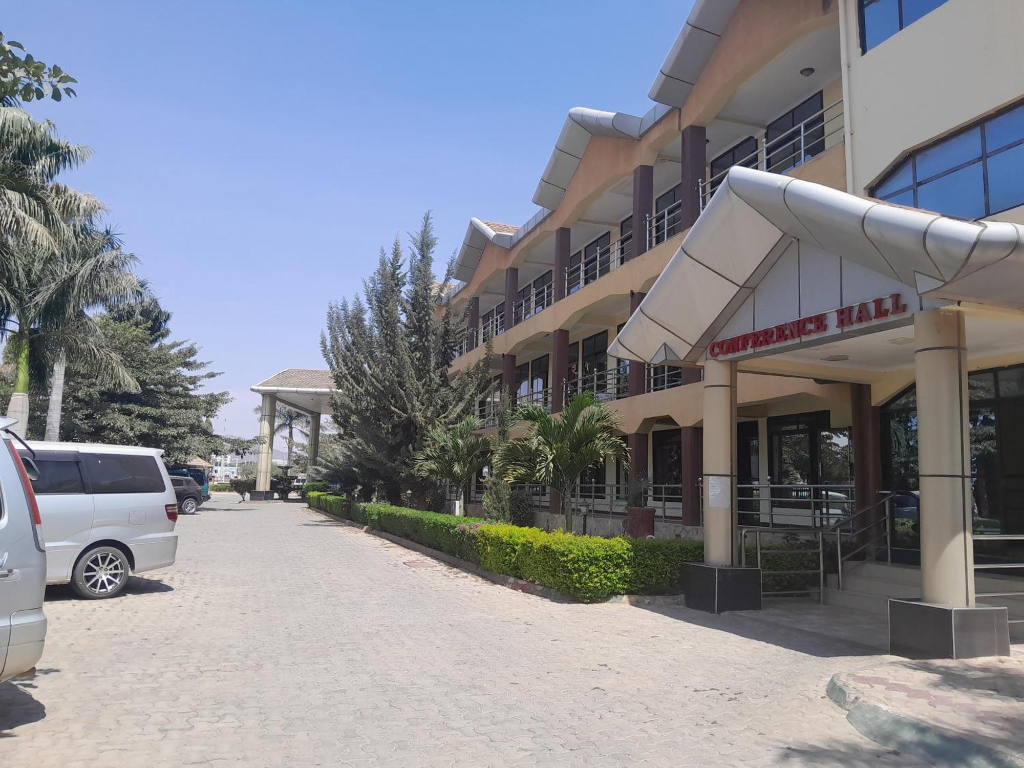 Morena Dodoma Hotel & Apartment Exterior foto